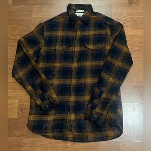 H&M (L.O.G.G.) Regular standard Men’s long sleeve plaid flannel shirt